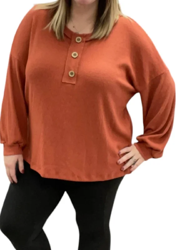 Women's Glitter A-Line Pullovers-Faux Button Henley Sweater In Brick