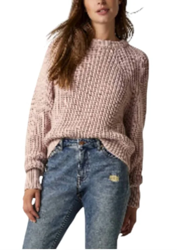 Women's Vacation Pullovers-Chunky Wool Blend Sweater In Dusty Rose