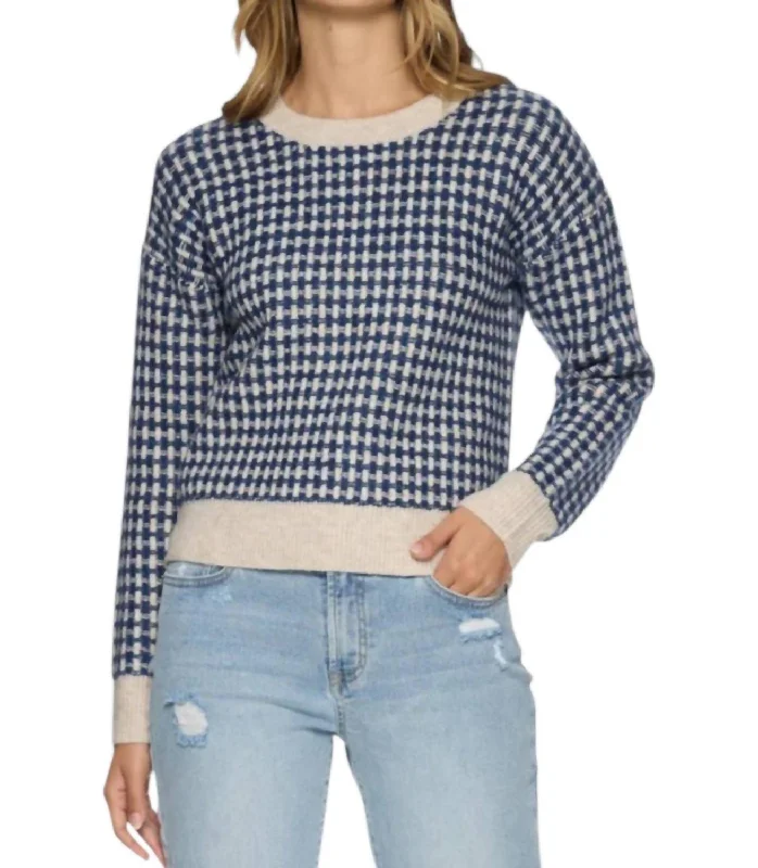 Women's Solid Color Pullovers-Michie Crew Sweater In Blue