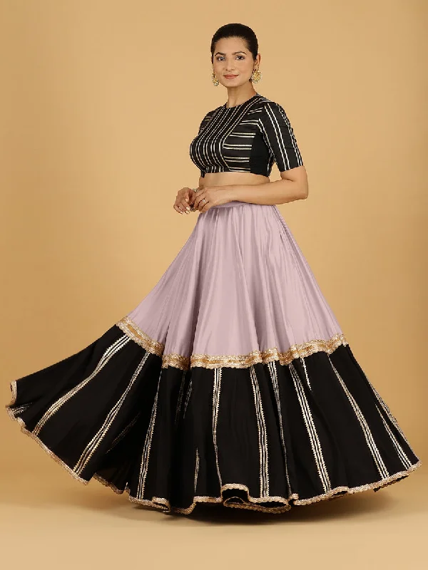 Mastani x Tyohaar | Lilac Panelled Lehenga Skirt