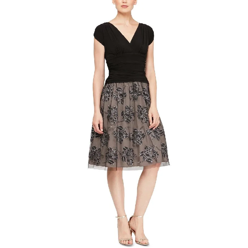 Women's Casual Cap Sleeve Dresses-SL Fashions Women's Embellished Floral Dress Charcoal Size 12